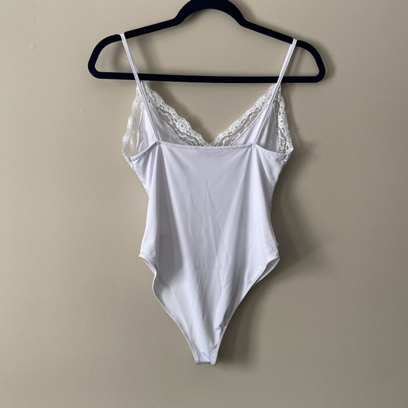 ZARA Lace Bodysuit - Picture 3 of 3